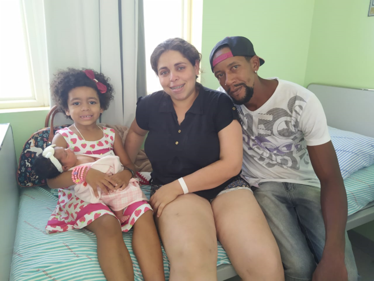 Ágata conhece sua irmã Katerine