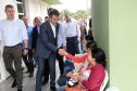 Governador Beto Richa, acompanhado da secretária da Família e Desenvolvimento Social, Fernanda Richa, acompanha o mutirão de cirurgias de catarata em Guaraqueçaba, no Litoral do Paraná. Moradores das ilhas e comunidades rurais da região também foram beneficiadas com o mutirão de cirurgias.Guaraquaçcaba, 31/07/2017.Foto: Orlando kissner/ANPr