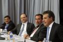 O governador Beto Richa participa nesta segunda-feira (19), no auditório da Caixa Econômica Federal, da apresentação das Linhas de Créditos, BNDS Saúde e Caixa Hospitais. Participaram: presidente da Caixa Econômica Federal, Gilberto Occhi e o ministro da Saúde, Ricardo Barros, entre outros.Curitiba, 19-12-16.Foto: Arnaldo Alves / ANPr.