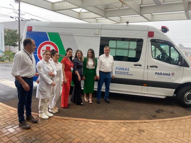 FUNEAS entrega UTI Móvel para o Hospital Regional de Ivaiporã com investimento de R$ 418 mil