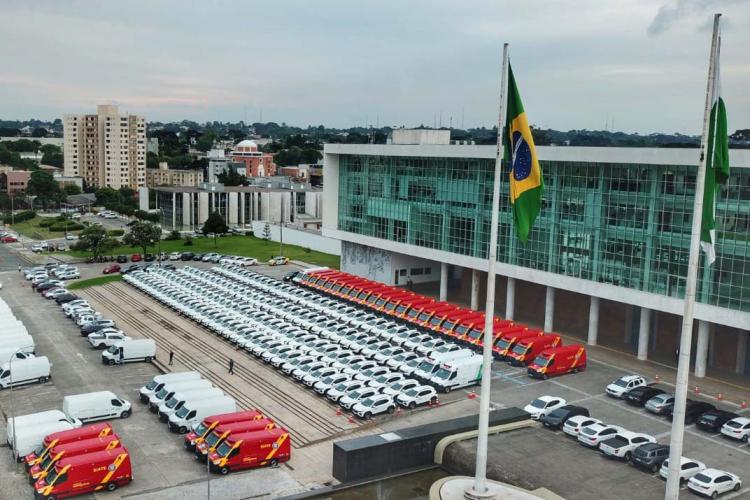 FUNEAS Entrega de novas ambulâncias
