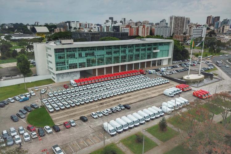 FUNEAS Entrega de novas ambulâncias