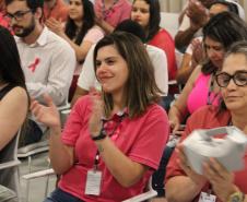 O evento “Outubro Rosa — um toque de amor, previna-se” teve como intuito levar informações às equipes que compõem a Funeas. A solenidade foi organizada pela diretoria técnica da Fundação e contou com uma palestra ministrada pela gerente de enfermagem e hotelaria da Funeas, Rosângela Galvão Cordeiro, que abordou diversos assuntos acerca do câncer de mama