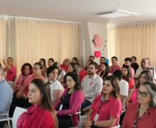 O evento “Outubro Rosa — um toque de amor, previna-se” teve como intuito levar informações às equipes que compõem a Funeas. A solenidade foi organizada pela diretoria técnica da Fundação e contou com uma palestra ministrada pela gerente de enfermagem e hotelaria da Funeas, Rosângela Galvão Cordeiro, que abordou diversos assuntos acerca do câncer de mama