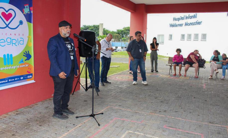 HIWM - Medicando alegria