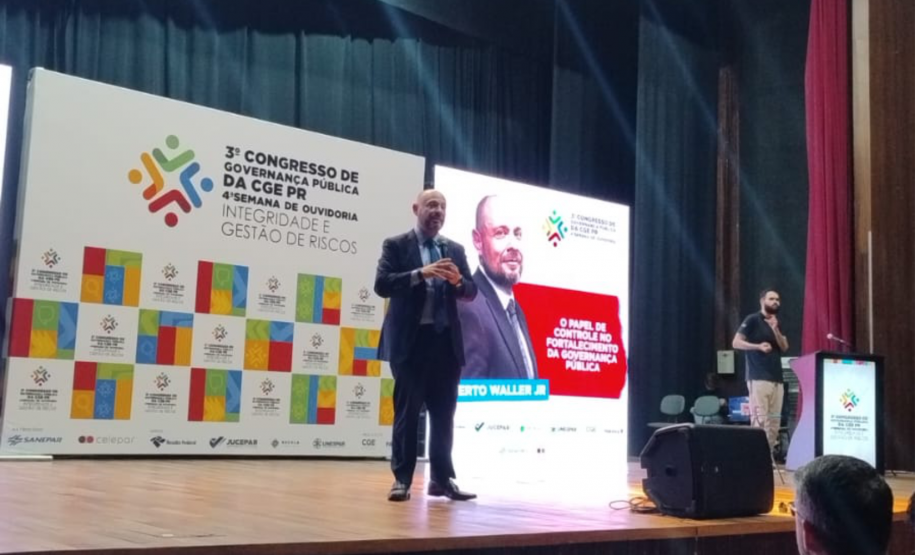 Ouvidores da Rede Funeas fortalecem ações e planejam 2026 em encontros realizados em Curitiba