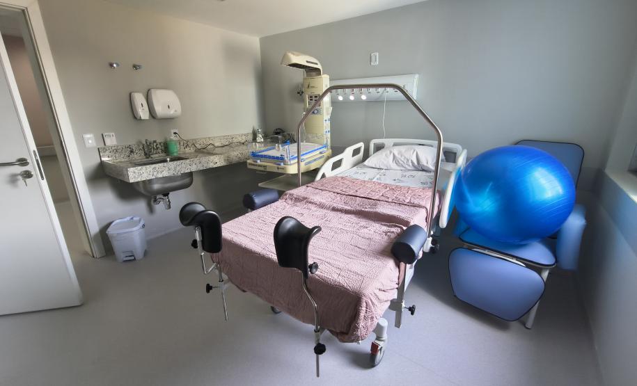 HRL - Nascimento primeiro bebe nova maternidade