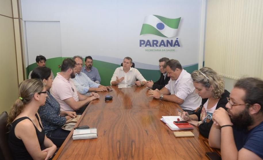 A Fundação Estatal de Atenção em Saúde do Paraná -Funeas, Faz reunião com representantes de Sindicatos.
Curitiba,13/09/2016
Foto:Venilton Küchler