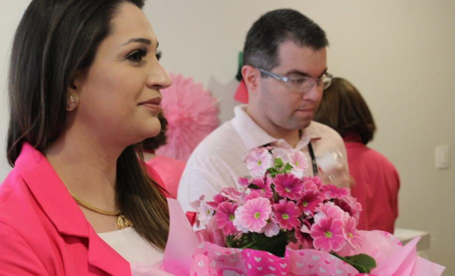 O evento “Outubro Rosa — um toque de amor, previna-se” teve como intuito levar informações às equipes que compõem a Funeas. A solenidade foi organizada pela diretoria técnica da Fundação e contou com uma palestra ministrada pela gerente de enfermagem e hotelaria da Funeas, Rosângela Galvão Cordeiro, que abordou diversos assuntos acerca do câncer de mama
