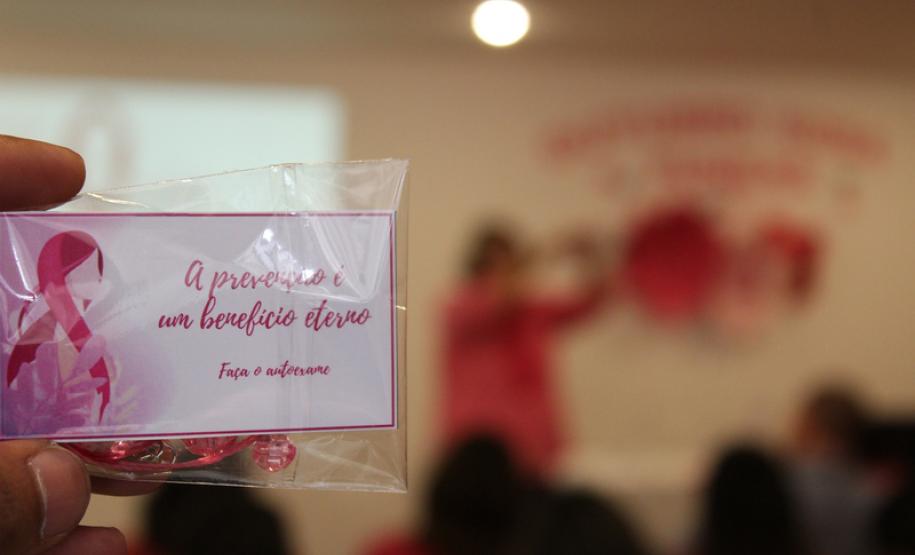 O evento “Outubro Rosa — um toque de amor, previna-se” teve como intuito levar informações às equipes que compõem a Funeas. A solenidade foi organizada pela diretoria técnica da Fundação e contou com uma palestra ministrada pela gerente de enfermagem e hotelaria da Funeas, Rosângela Galvão Cordeiro, que abordou diversos assuntos acerca do câncer de mama