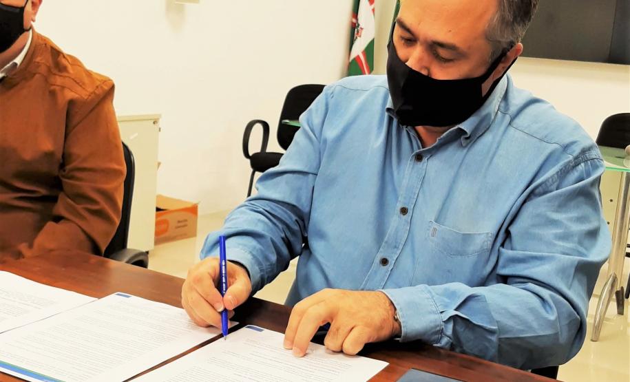 Convenio UNIOESTE e HRS 2021 - Galeria Convenio UNIOESTE e HRS 2021 - Galeria