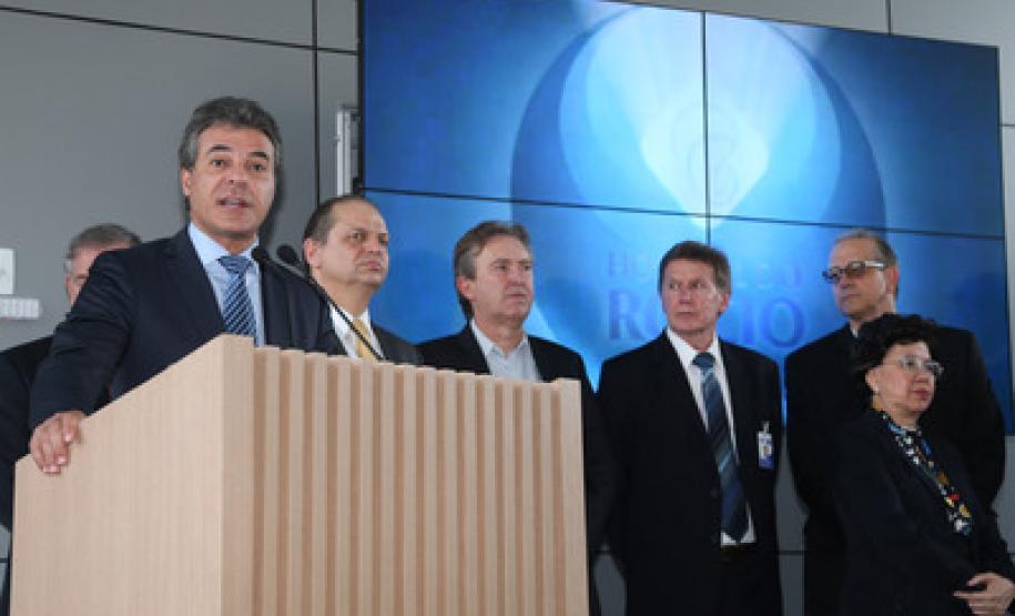 Em Campo Largo, Richa inaugura o maior ambulatório de especialidades do Paraná Governador Beto Richa participa da inauguração do ambulatório de especialidades do Hospital do Rocio, em Campo Largo, na Região Metropolitana de Curitiba