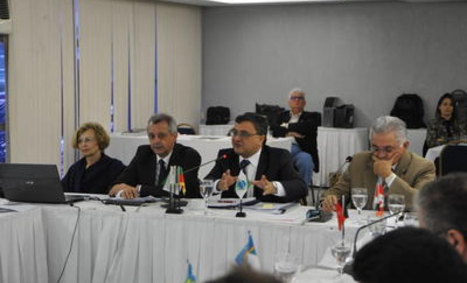 Caputo Neto é eleito presidente do conselho de secretários estaduais de Saúde